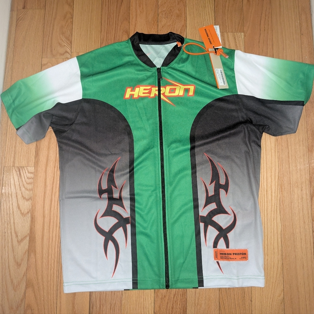 S-2. NWT HERON PRESTON DRY FIT SHORT SLEEVE FULL ZIP TSHIRT